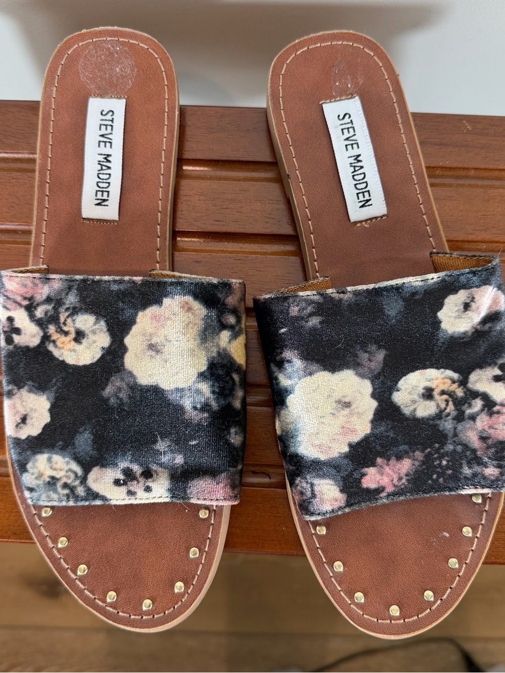 Steve Madden Black Floral Velvet Slide Mules Size 8M